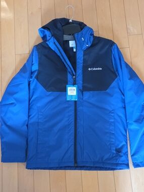 Columbia Men's Blue Jacket with Black Yoke & Hood.  Men S